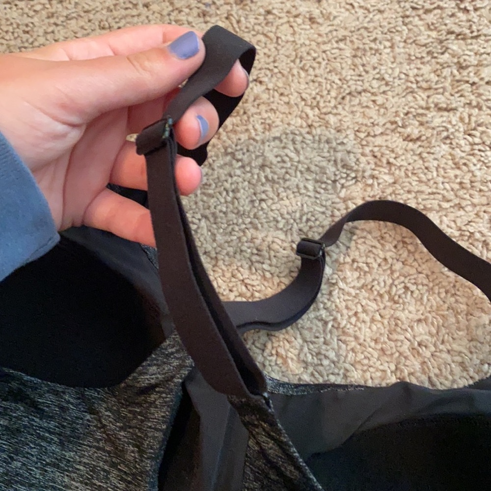 Victoria’s Secret Sports Bra - Picture 7 of 11